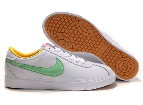 nike sterretjes|Nike Classics & Retro Nike Shoes .